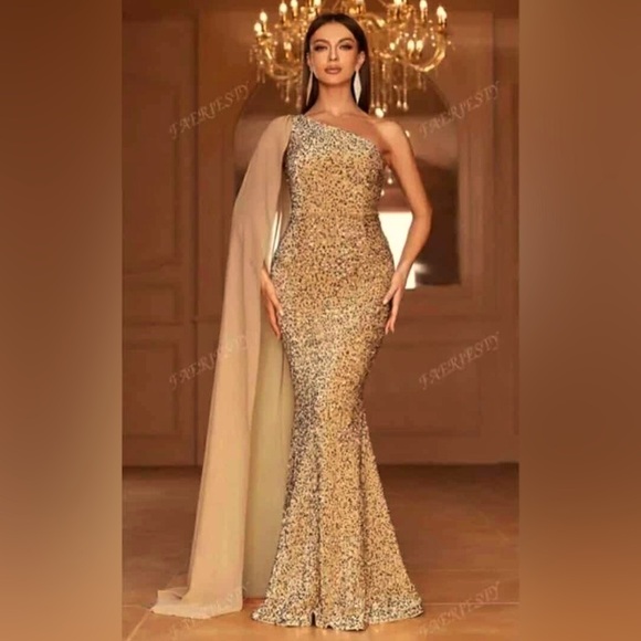 🔥HOT SALE🔥Faeriesty Elegant Shimmering Sequin Asymmetrical Neck Mermaid Gown - Picture 1 of 15